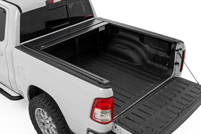 Rough Country Manual Retractable Bed Cover | 5'7" Bed | Ram 1500 (2019-2026)/1500 TRX (2021-2024)